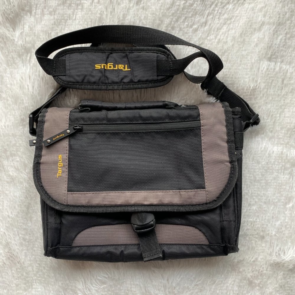 TARGUS TSM148-50 CityGear Mini Messenger Shoulder Bag Tablet Notebook Case
